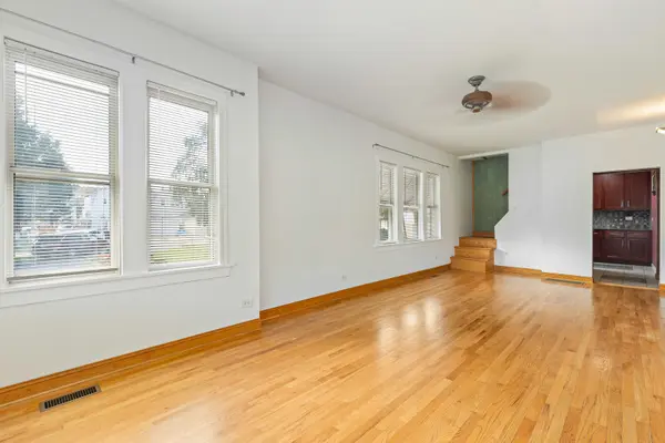 5306 N Lynch AVE, Chicago, IL 60630