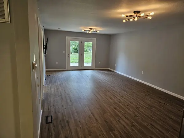 1806 S Cottage Grove AVE #114, Urbana, IL 61801