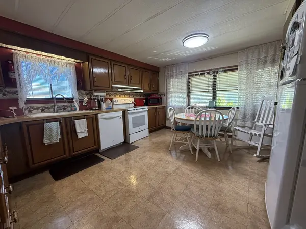 114 Huntsbridge RD, Matteson, IL 60443