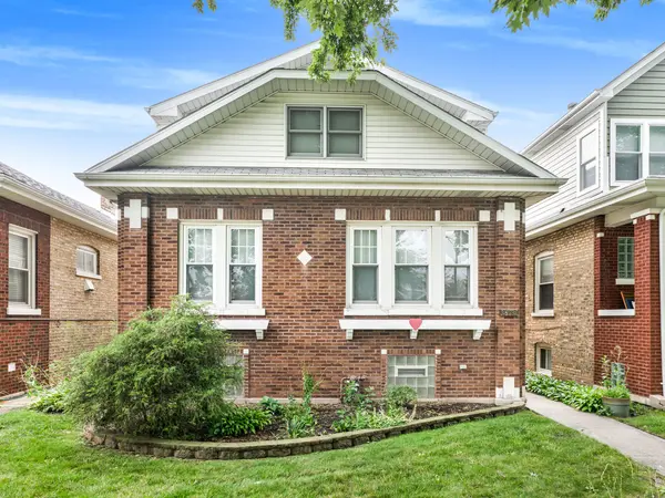 6118 W Grace ST, Chicago, IL 60634
