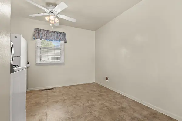 2013 EVANS AVE, Loves Park, IL 61111