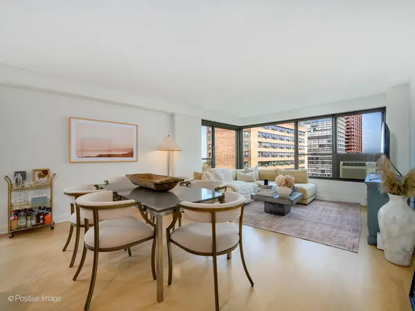 2930 N Sheridan RD #1107, Chicago, IL 60657