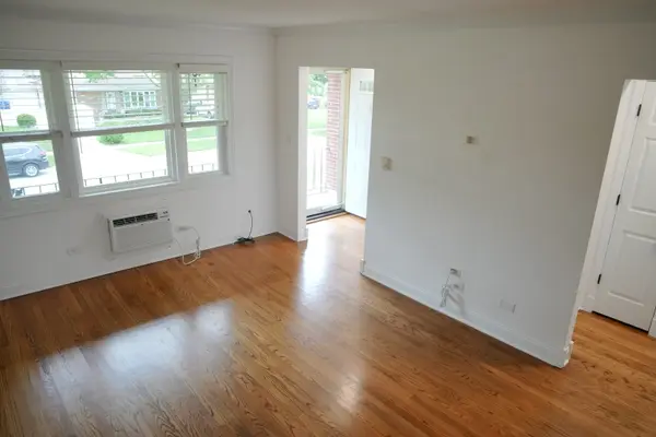 1427 Homestead RD #E, La Grange Park, IL 60526