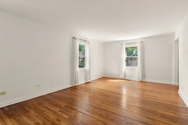 917 Hamlin ST, Evanston, IL 60201