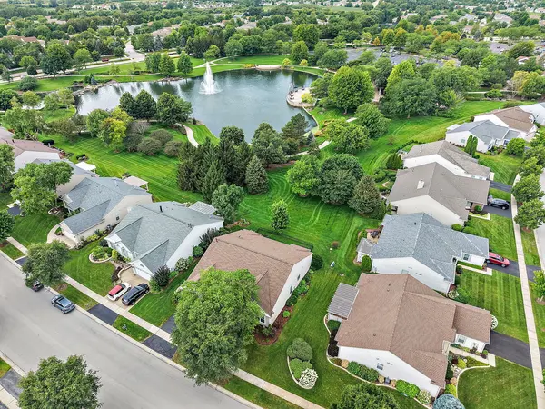 13093 Farm Hill DR, Huntley, IL 60142