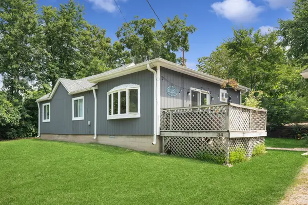 34 N Adams ST, Oswego, IL 60543