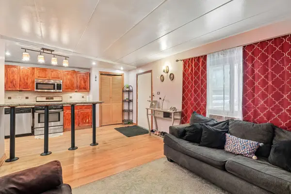 10033 Irving Park RD #1B, Schiller Park, IL 60176