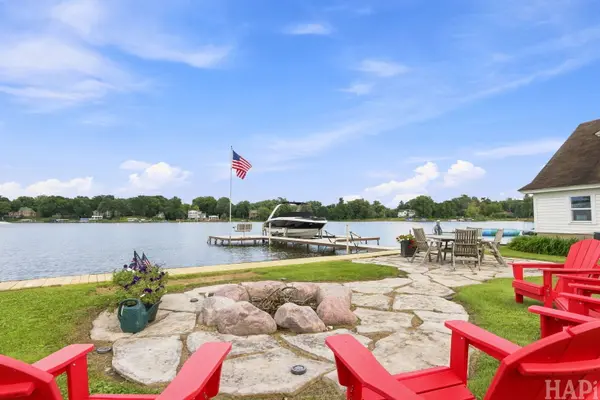 1222 Old Bay RD, Johnsburg, IL 60051
