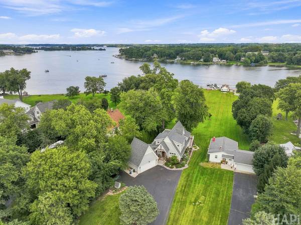1222 Old Bay RD, Johnsburg, IL 60051