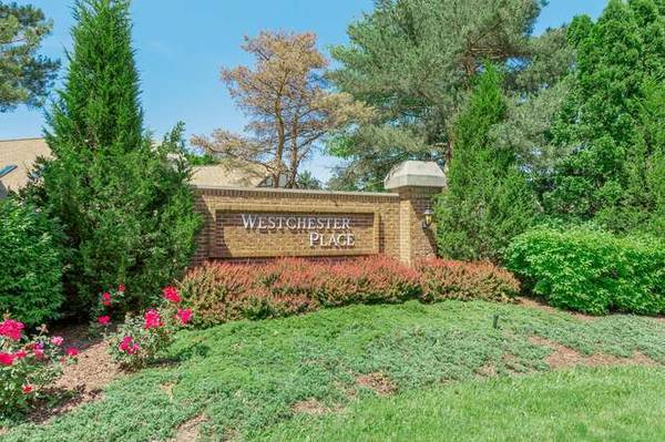 2850 Brighton CT, Westchester, IL 60154