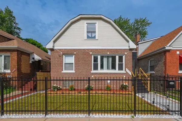 9350 S Manistee AVE, Chicago, IL 60617