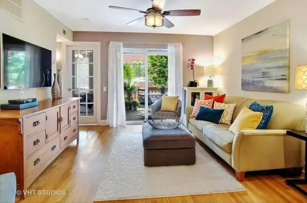 2036 N Larrabee ST #8206, Chicago, IL 60614