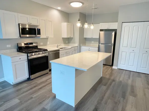 11808 W Coral ST #4B, Huntley, IL 60142