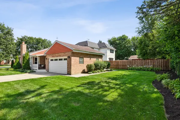 42 Washington ST, Glenview, IL 60025