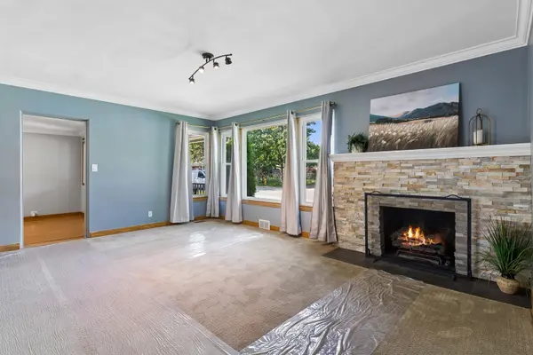 42 Washington ST, Glenview, IL 60025