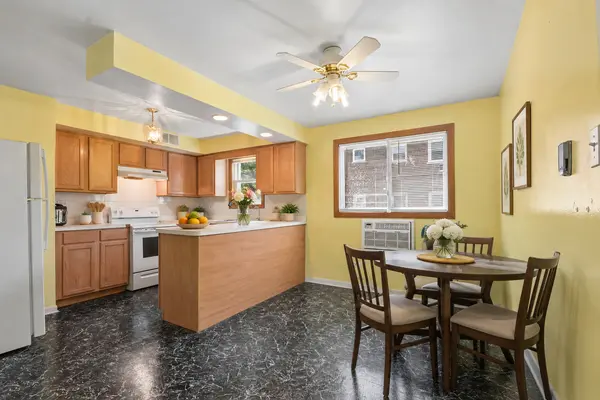 6850 W LODE DR #2A, Worth, IL 60482