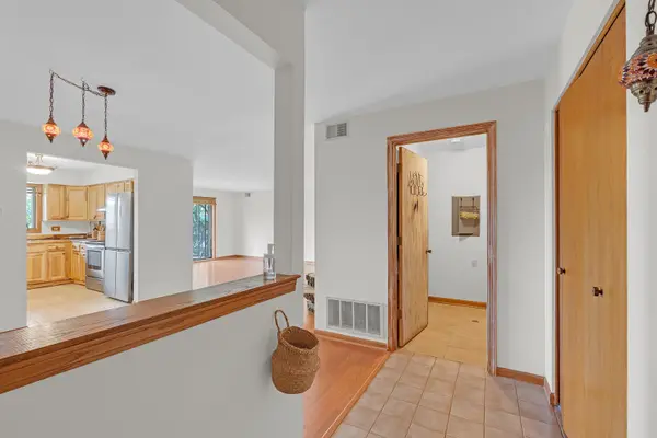 11030 S Theresa CIR #3A, Palos Hills, IL 60465