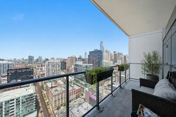 303 W Ohio ST #2902, Chicago, IL 60654