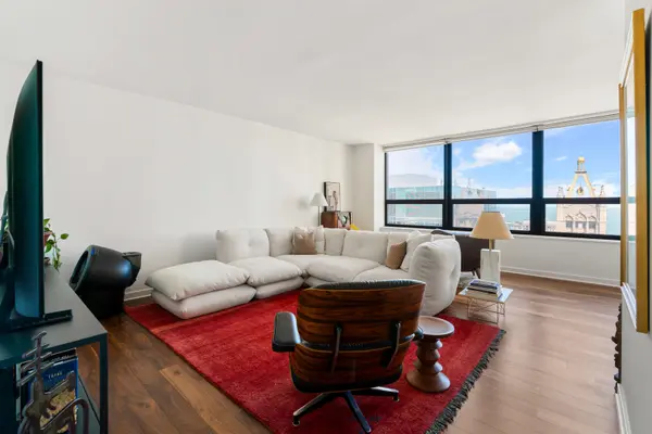 400 E Ohio ST #4202, Chicago, IL 60611