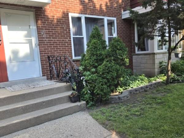 4903 Enfield ST #B, Skokie, IL 60076