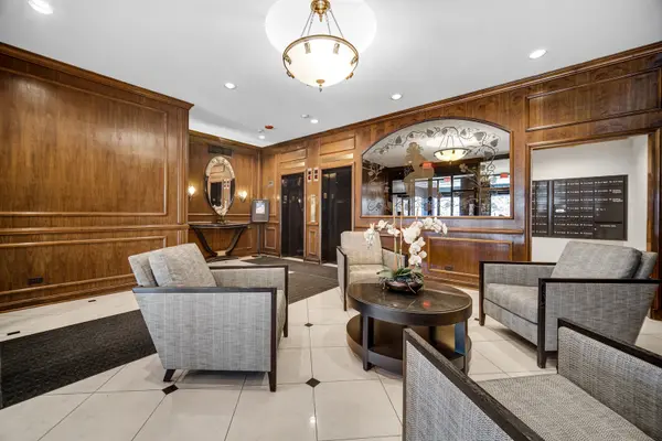 2100 N Lincoln Park West AVE #7FN, Chicago, IL 60614
