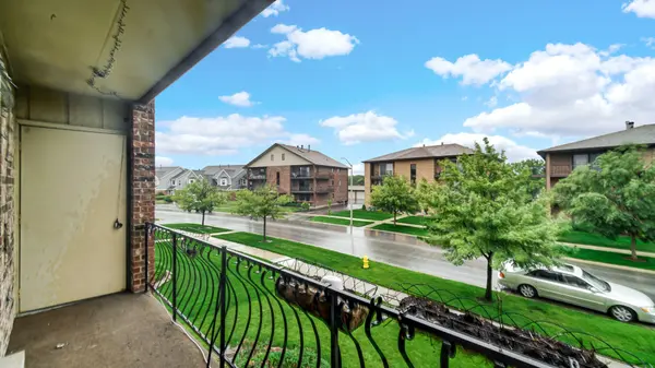 16724 Paxton AVE #2N, Tinley Park, IL 60477