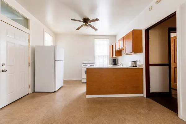 7151 S Carpenter ST, Chicago, IL 60621