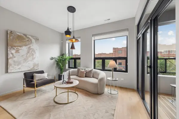 1734 N California AVE #3, Chicago, IL 60647