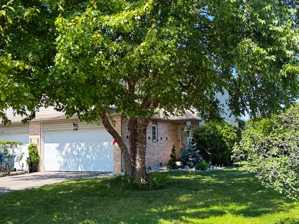 2138 W Adobe DR #2138, Addison, IL 60101