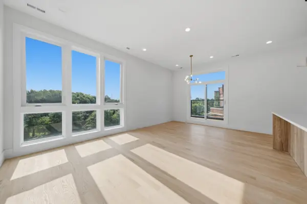 1244 N Kedzie AVE #4, Chicago, IL 60651
