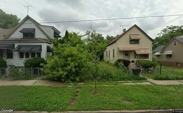 11529 S La Salle ST, Chicago, IL 60628