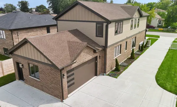 7948 W 74TH ST, Bridgeview, IL 60455