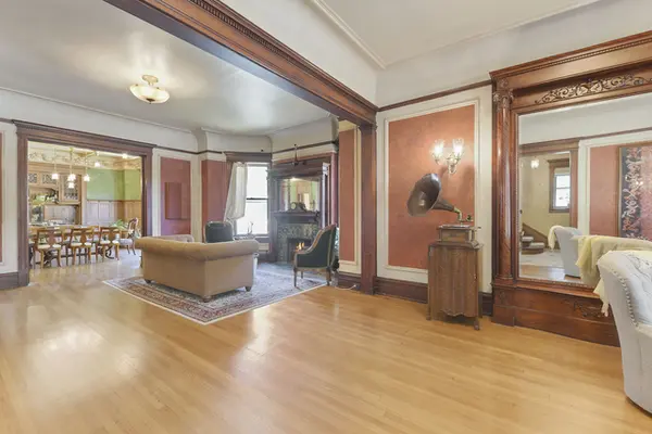 1036 W Garfield BLVD, Chicago, IL 60609