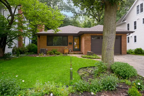 183 Brandon AVE, Glen Ellyn, IL 60137