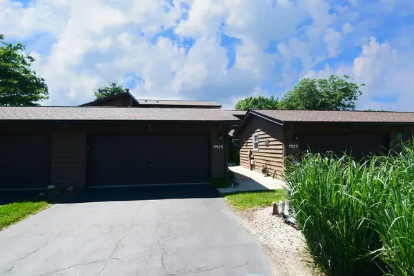 9925 Amanda LN, Algonquin, IL 60102