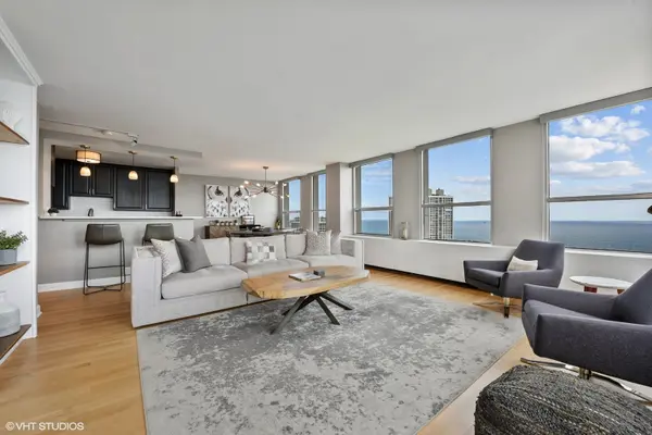 2626 N Lakeview AVE #3003, Chicago, IL 60614