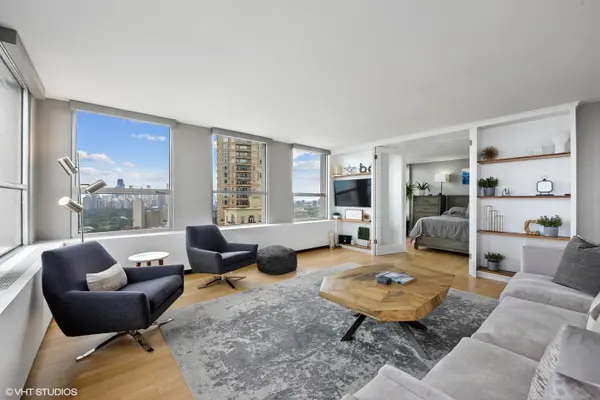 2626 N Lakeview AVE #3003, Chicago, IL 60614
