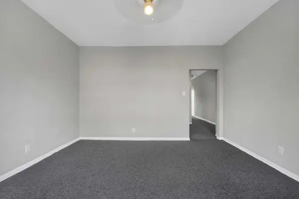 6225 S Dorchester AVE #3, Chicago, IL 60637