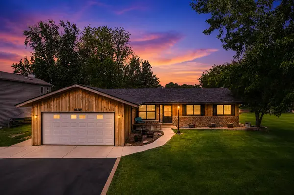 1483 Nova RD, Lake Holiday, IL 60548