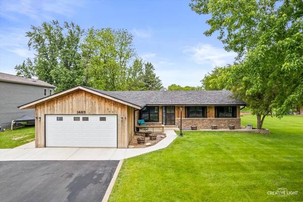 1483 Nova RD, Lake Holiday, IL 60548
