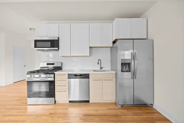 3107 N Harding AVE #1E, Chicago, IL 60618