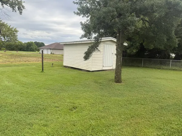1015 E 7th ST, Metropolis, IL 62960