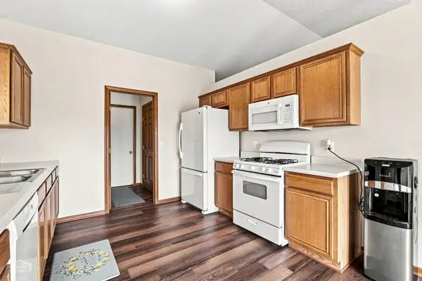 235 Sundance TRL, Capron, IL 61012