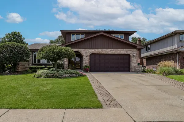 15614 S Badger LN, Homer Glen, IL 60491