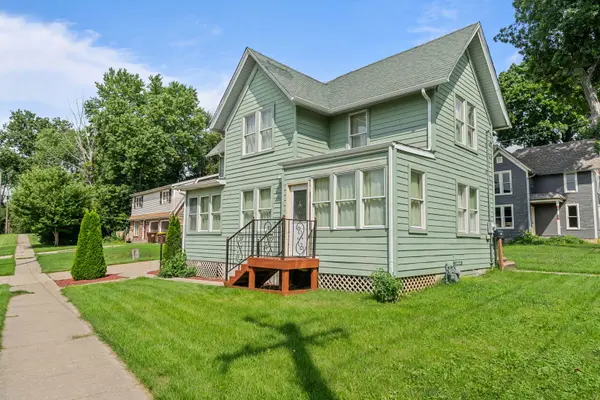 904 N Prospect ST, Rockford, IL 61107