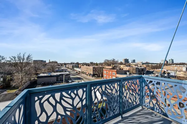 839 Madison ST #502, Oak Park, IL 60302