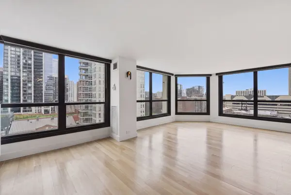 1030 N State ST #5L, Chicago, IL 60610