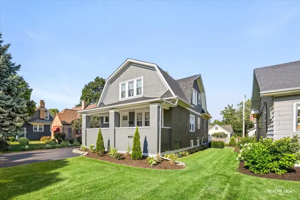 4633 Wolf RD, Western Springs, IL 60558