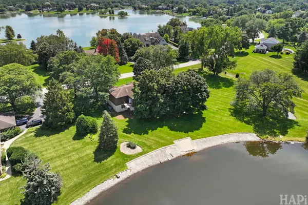 55 Watergate DR, South Barrington, IL 60010