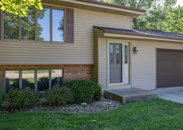 822 Hickory ST, Geneseo, IL 61254